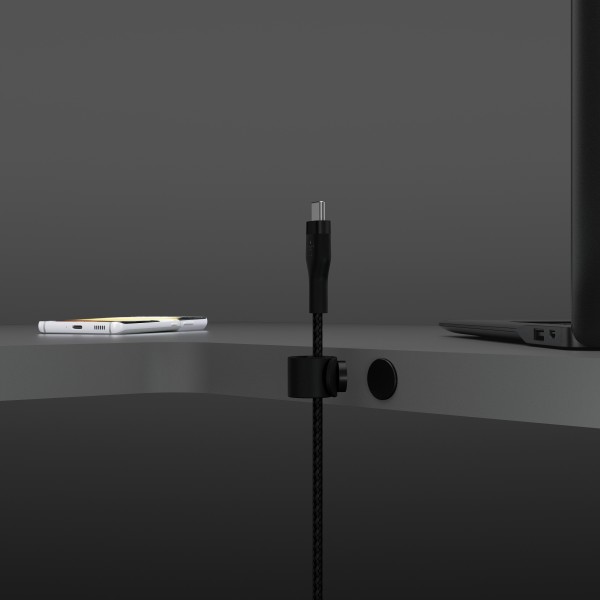 Belkin Кабель USB-С - USB-C плетений, силіконовий, з ремінцем на магніті, 1м, чорний